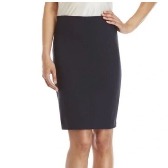 Premise Studio Black Knee Length Pencil Skirt. Size 6. - Picture 1 of 7